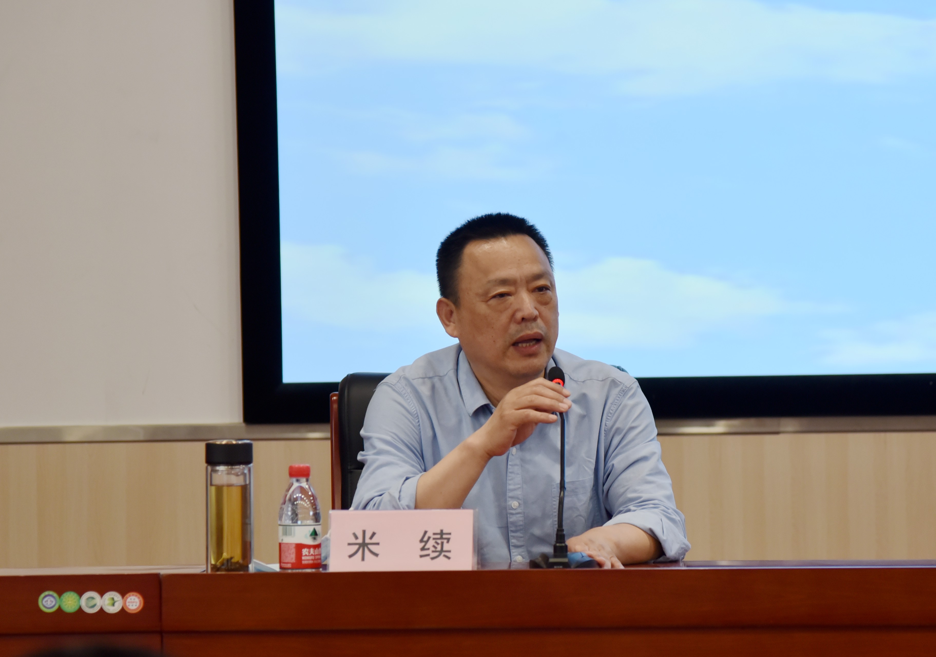 62a315aa6fb47.jpg